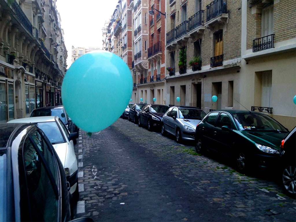 Blueballoon